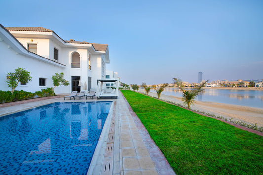 Luxury Villa w/ Dramatic Vw Private Beach & Pool