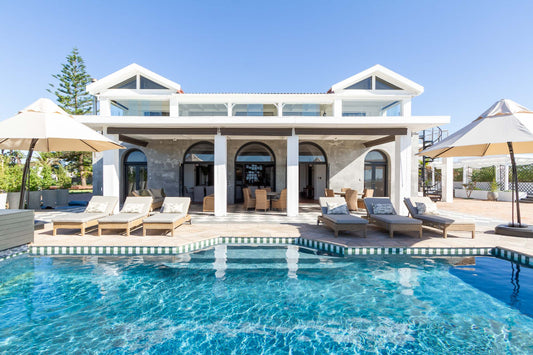 Villa Mira