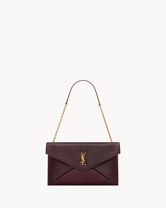 Cassandre Pouch On Chain In Smooth Leather