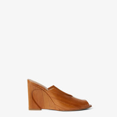 Fendi Arco Leather Sandals