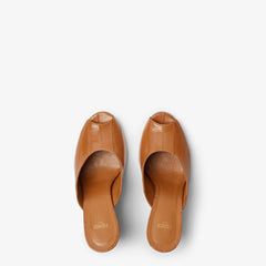 Fendi Arco Leather Sandals