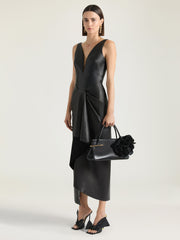 Medium Pinch Bag In Leather