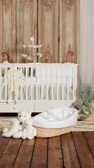 Diamond Pique Moses Basket