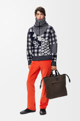 Zip-up sweater in wool