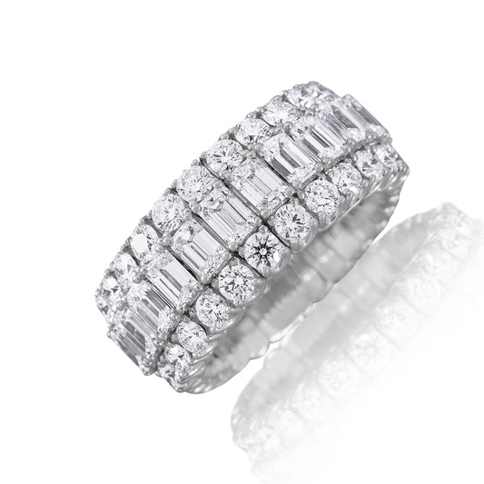 Xpandable™ half-way set diamond band