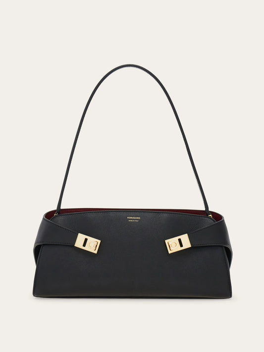 Hug East-west Shoulder Bag