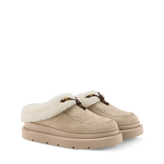 Cortina Closed Mules