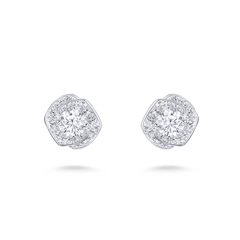 Frozen Kiss Stud Earrings