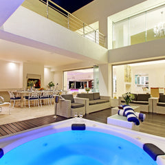 Hollywood Mansion & Spa