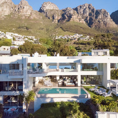 Hollywood Mansion & Spa