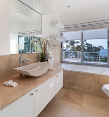 Hollywood Mansion & Spa