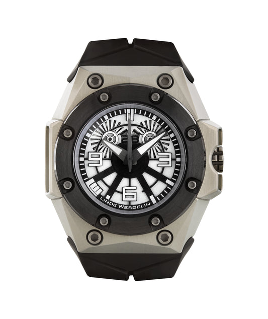 Oktopus Blue Sea is clean and monochromatic, with a subtle dial and clean facets on the milky white Alloy Linde Werdelin (ALW) case