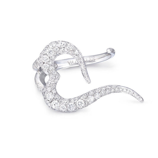 Ring crafted in 18K White Gold Amor Collection