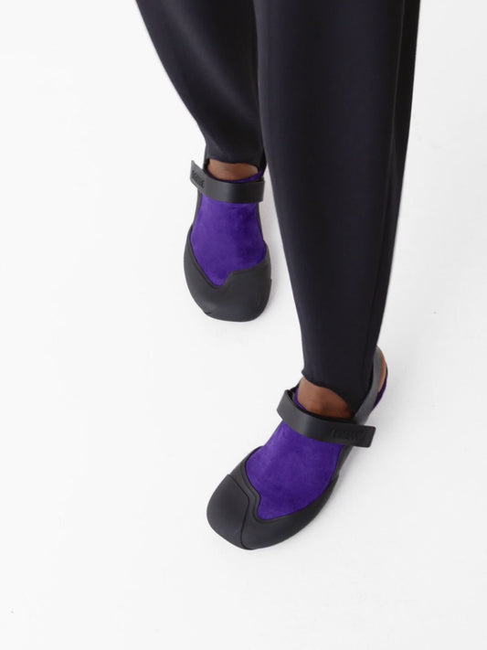 Dive Slingback In Stretch Suede