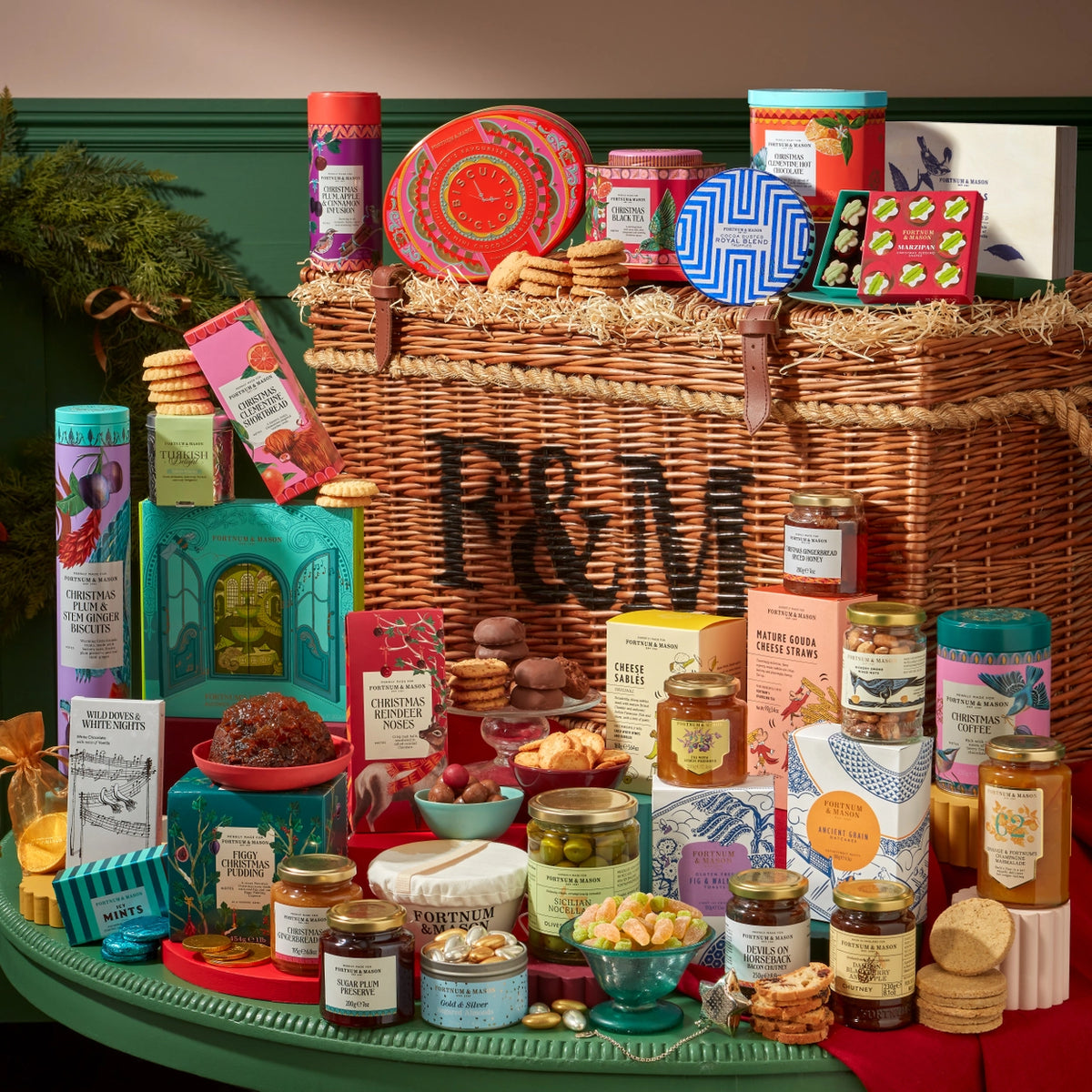 The Sleighborne Hamper