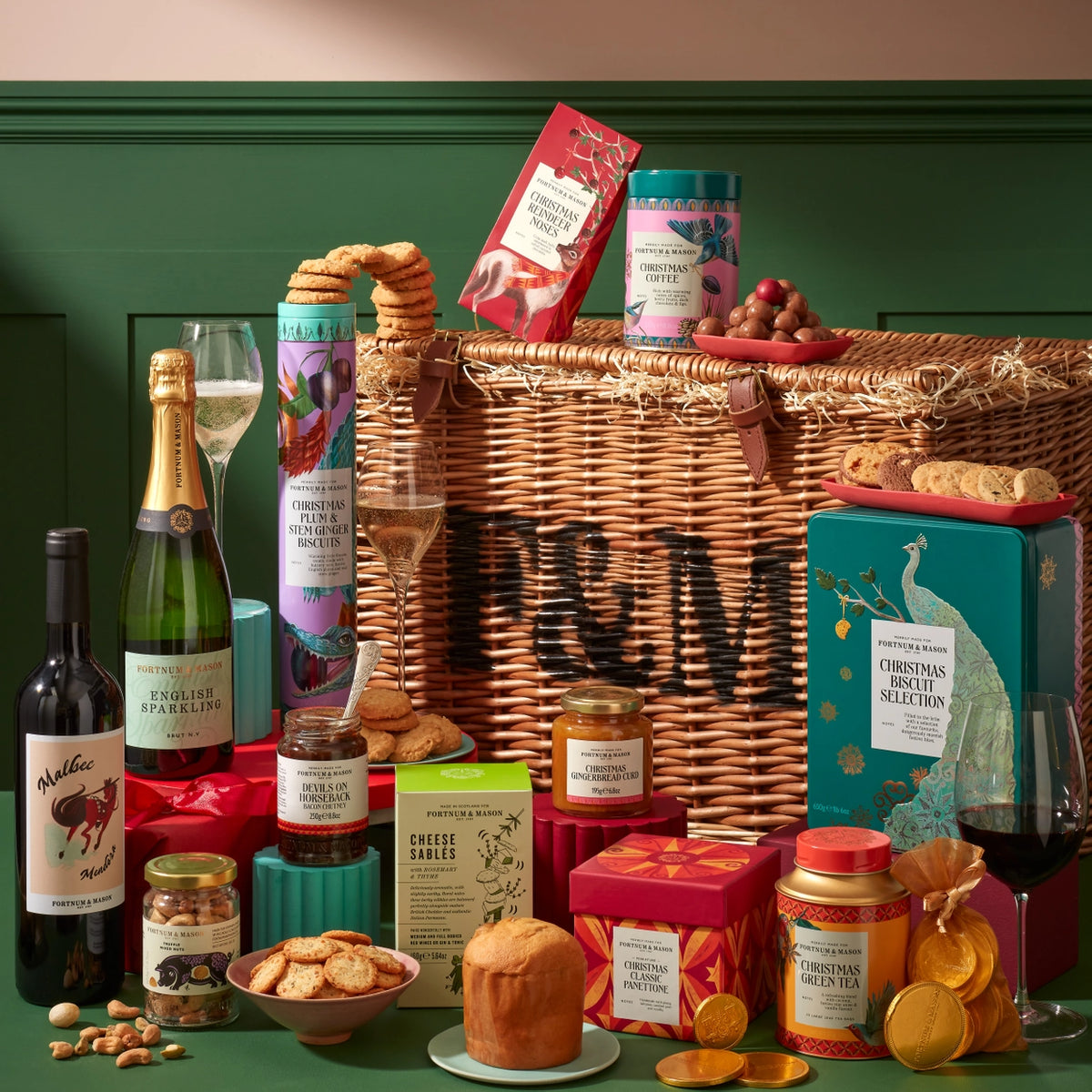 The Fortnum's Family Christmas Hamper