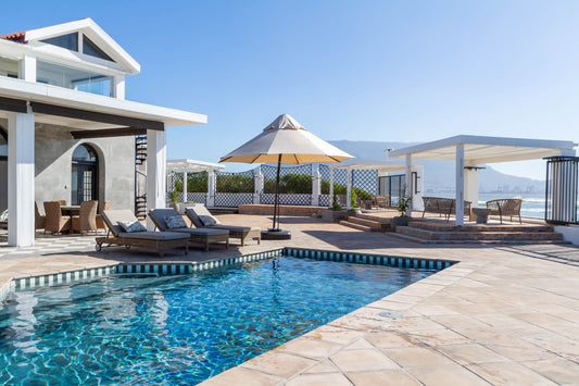 Villa Mira