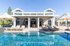 Villa Mira