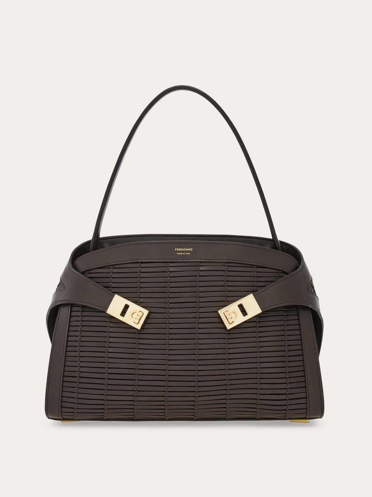 Hug Soft Shoulder Bag (m)