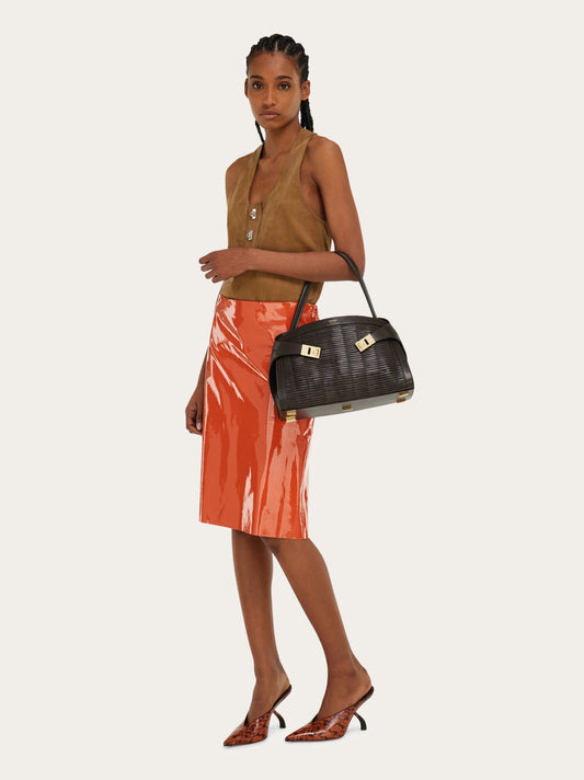 Hug Soft Shoulder Bag (m)