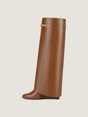 Shark Pinch Boots In Leather
