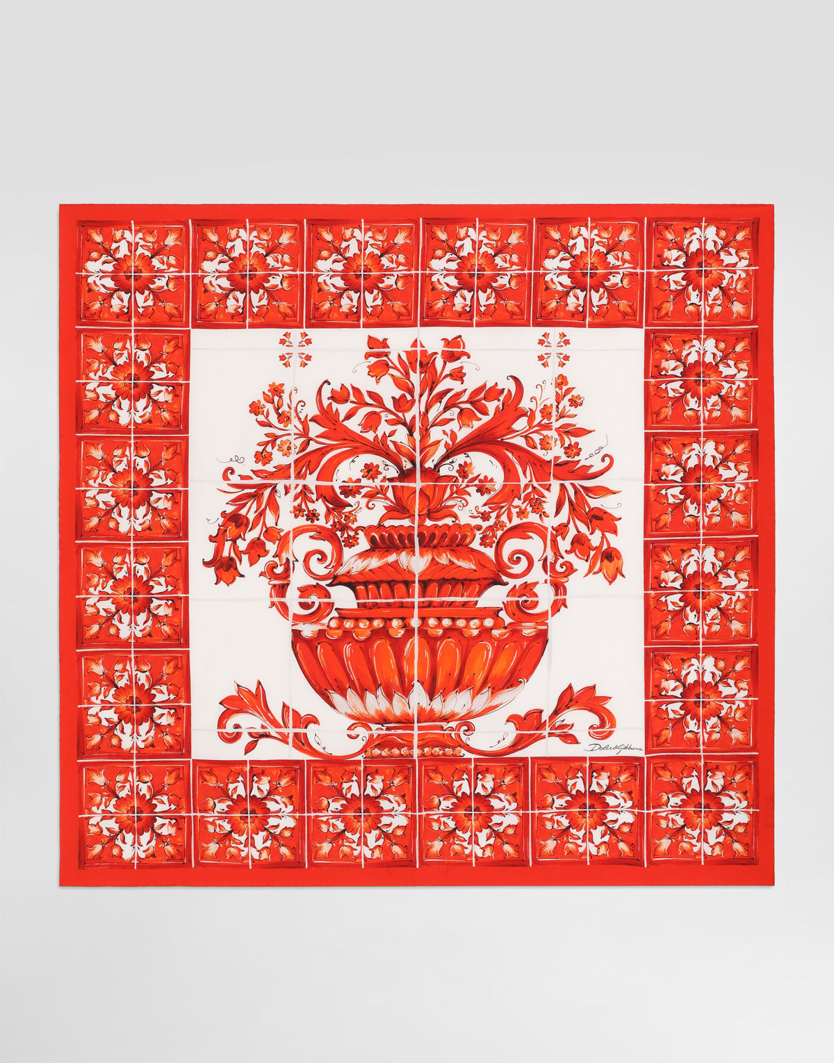 90x90 Majolica-print Silk Twill Scarf