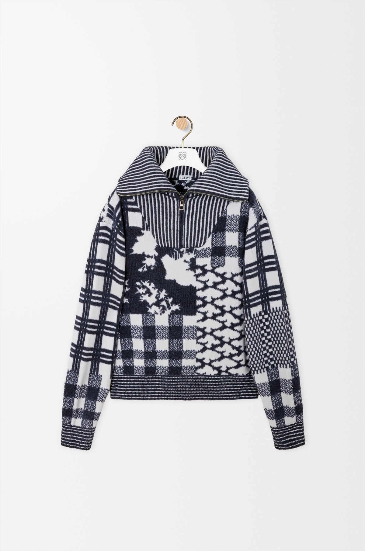 Zip-up sweater in wool