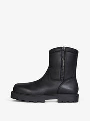 Storm ankle boots in nubuck with zip