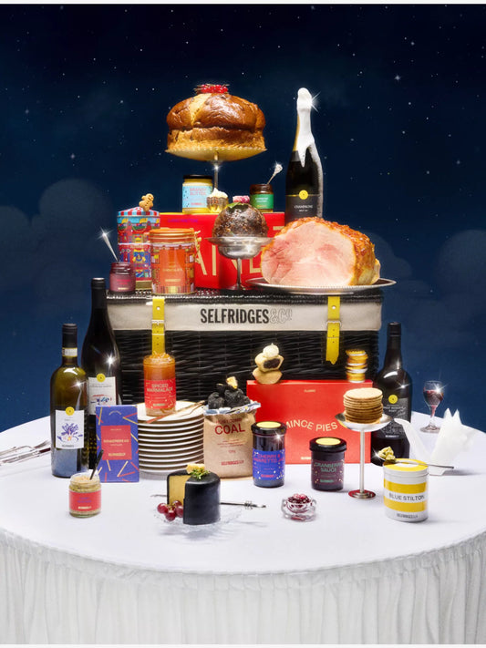 Selfridges Selection The Christmas Day Hamper – 22 Items Included