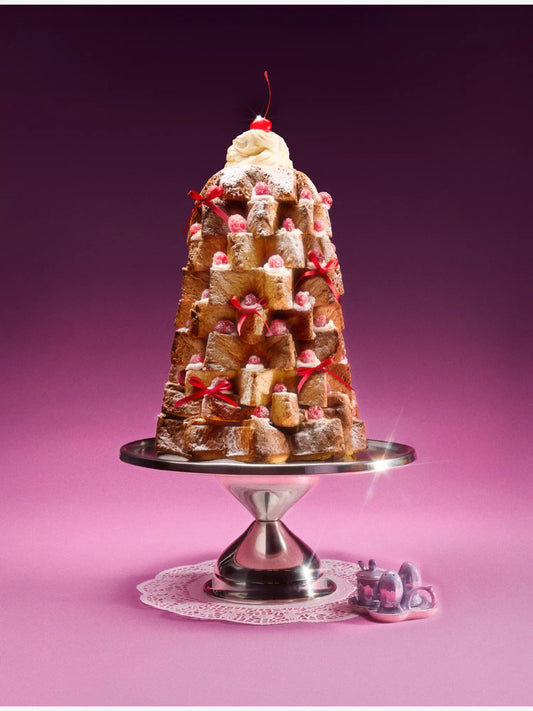 Selfridges Selection The Christmas Celebration Hamper – 31 Items Included