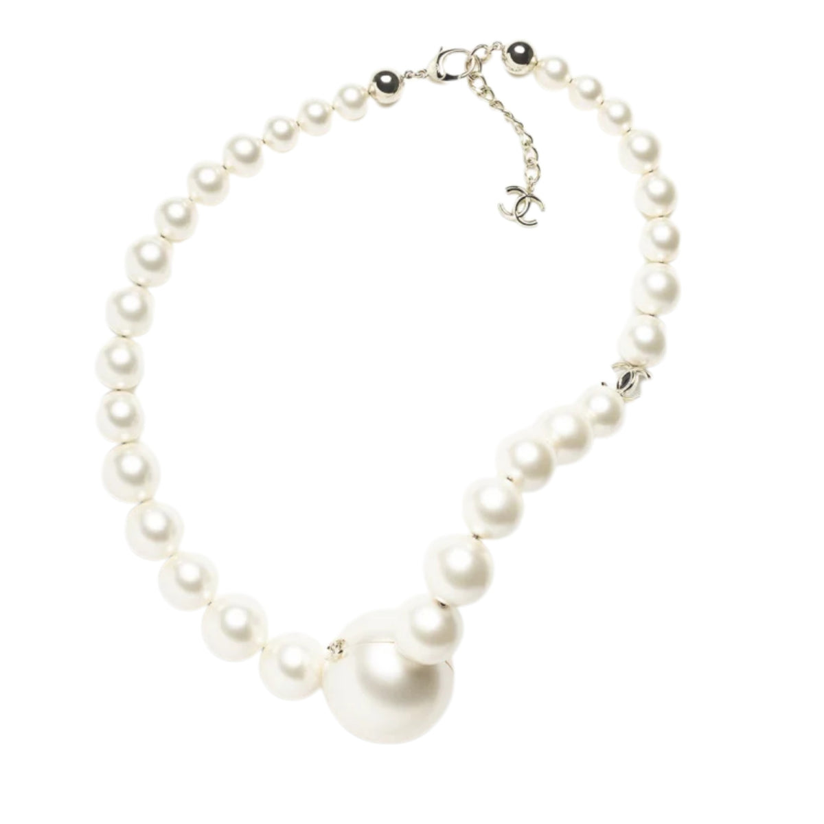 Pearl Necklace Minaudiere