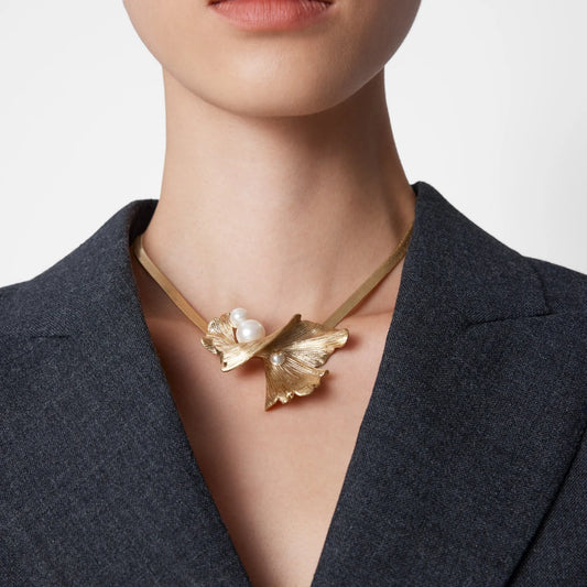 Wave Pearl Necklace