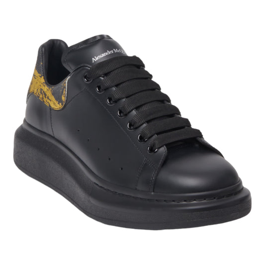 Men's Oversized Sneaker in Black/ Gold