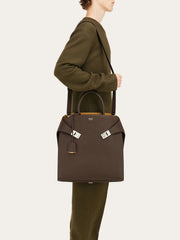 Hug Tote Bag