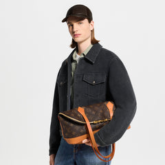 Alma MM Shoulder Bag