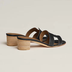Oasis sandal