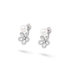 Miss Daisy Pearl Stud Earrings