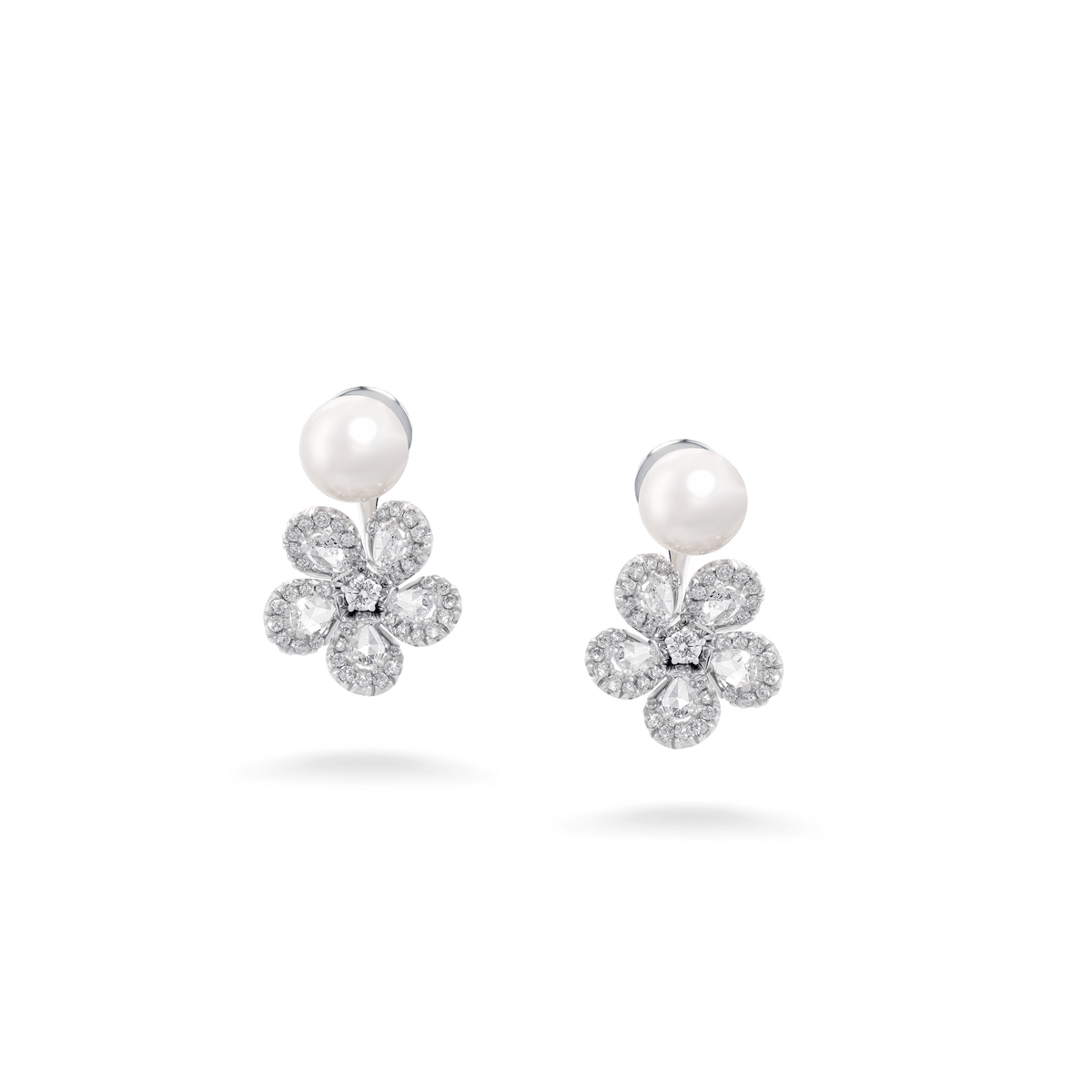 Miss Daisy Pearl Stud Earrings