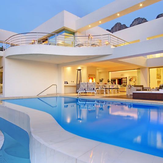 Hollywood Mansion & Spa