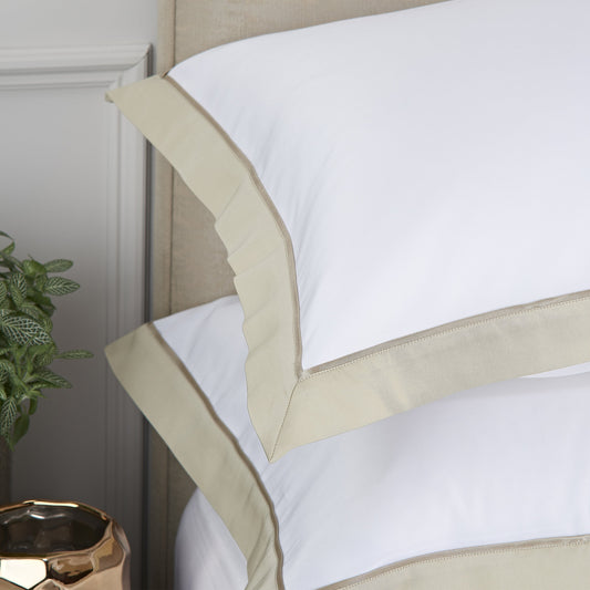 Heirlooms stylish structured design cotton sateen white oxford pillowcase set