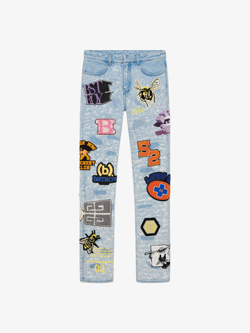 Regular fit jeans in destroyed denim with patches