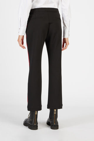 Women’s high-waisted trousers with narrow bottom