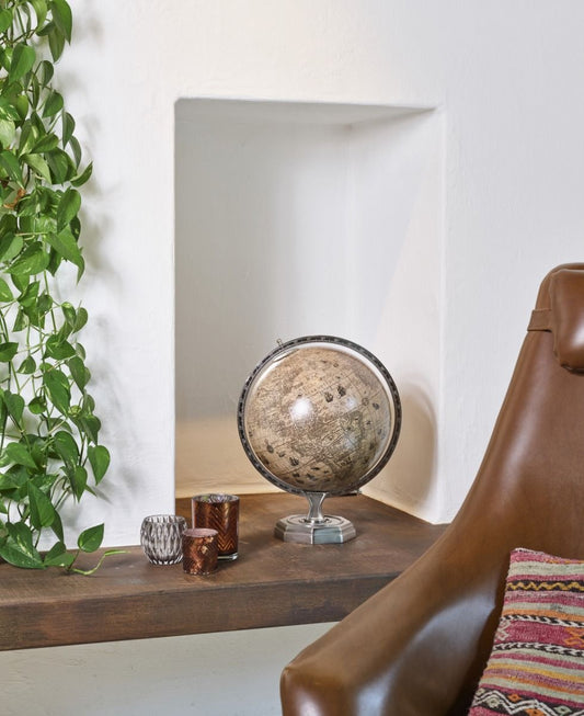 Hondius Vintage Round